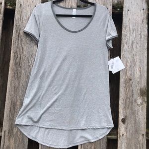 LuLaRoe Classic T S